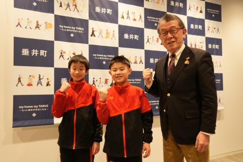 表敬バドミントン