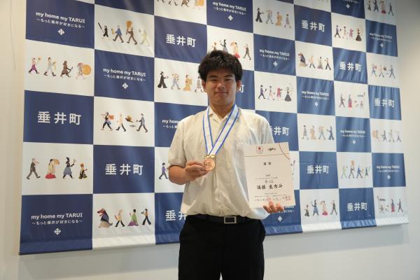 出場選手１名