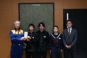 北中生徒から寄附いただきました